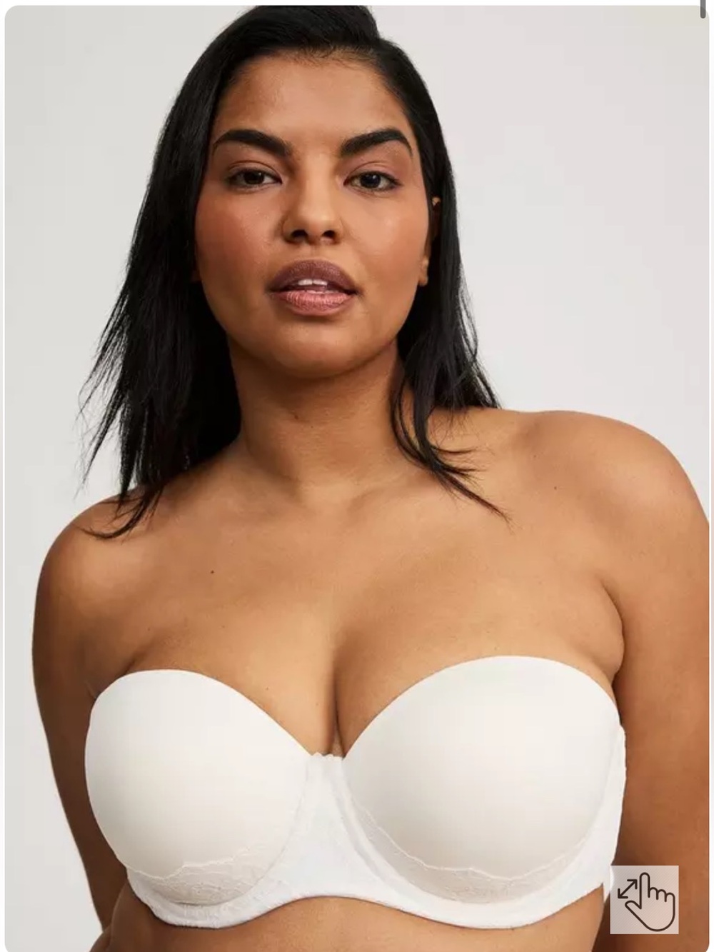 Torrid Strapless Push-Up Smooth Bra 44B (no straps included)